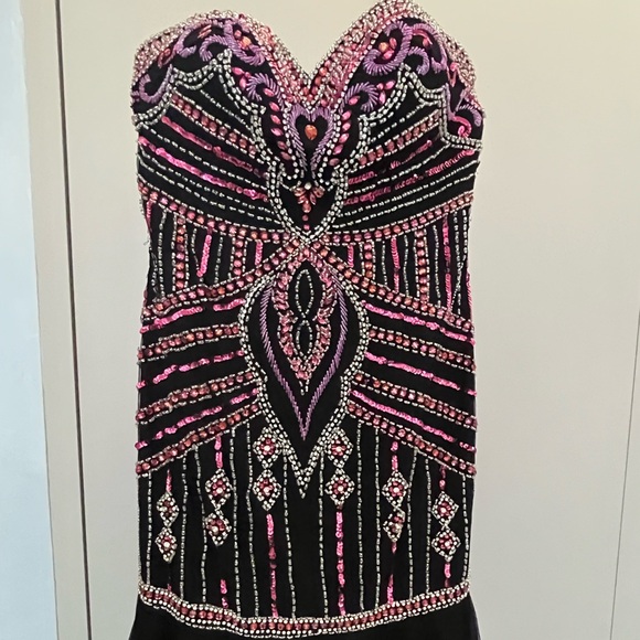 star box evening gown - Picture 1 of 3